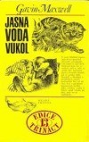 Jasná voda vůkol