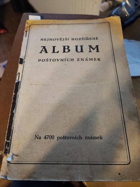 Nejnovější rozšířené album poštovních známek Evropy a zámoří